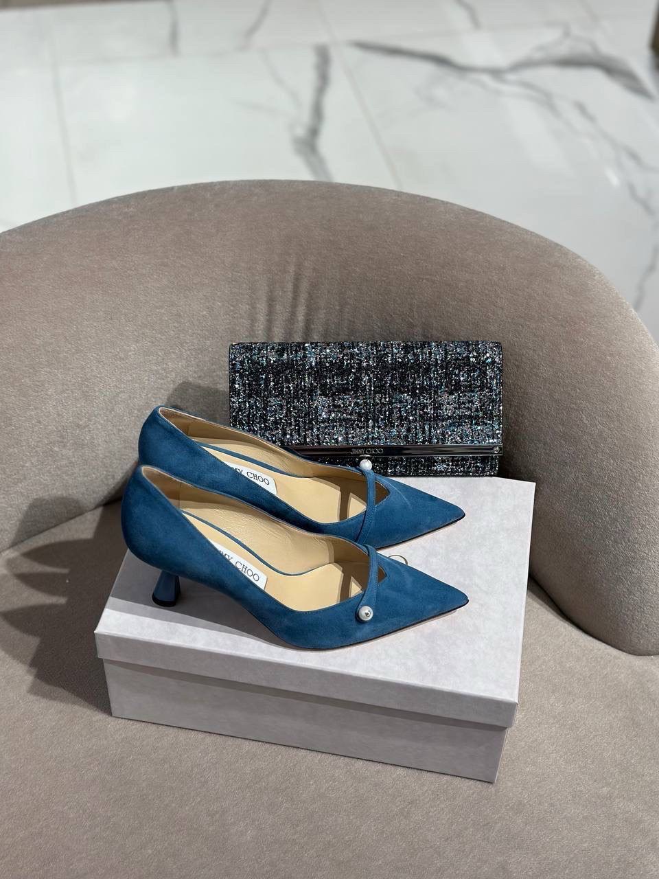 JIMMY CHOO Pumps side view - Women's luxury Shoes