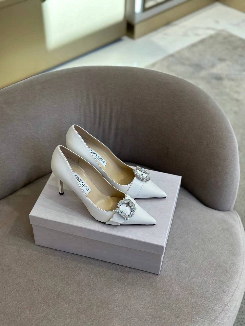 JIMMY CHOO Pumps side view - Women's luxury Shoes