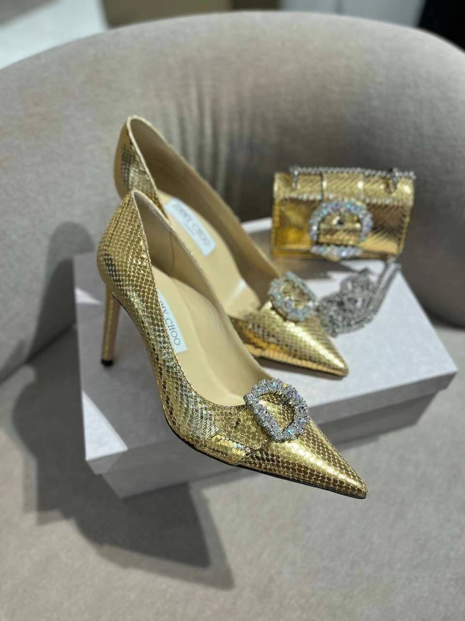 JIMMY CHOO Pumps side view - Women's luxury Shoes