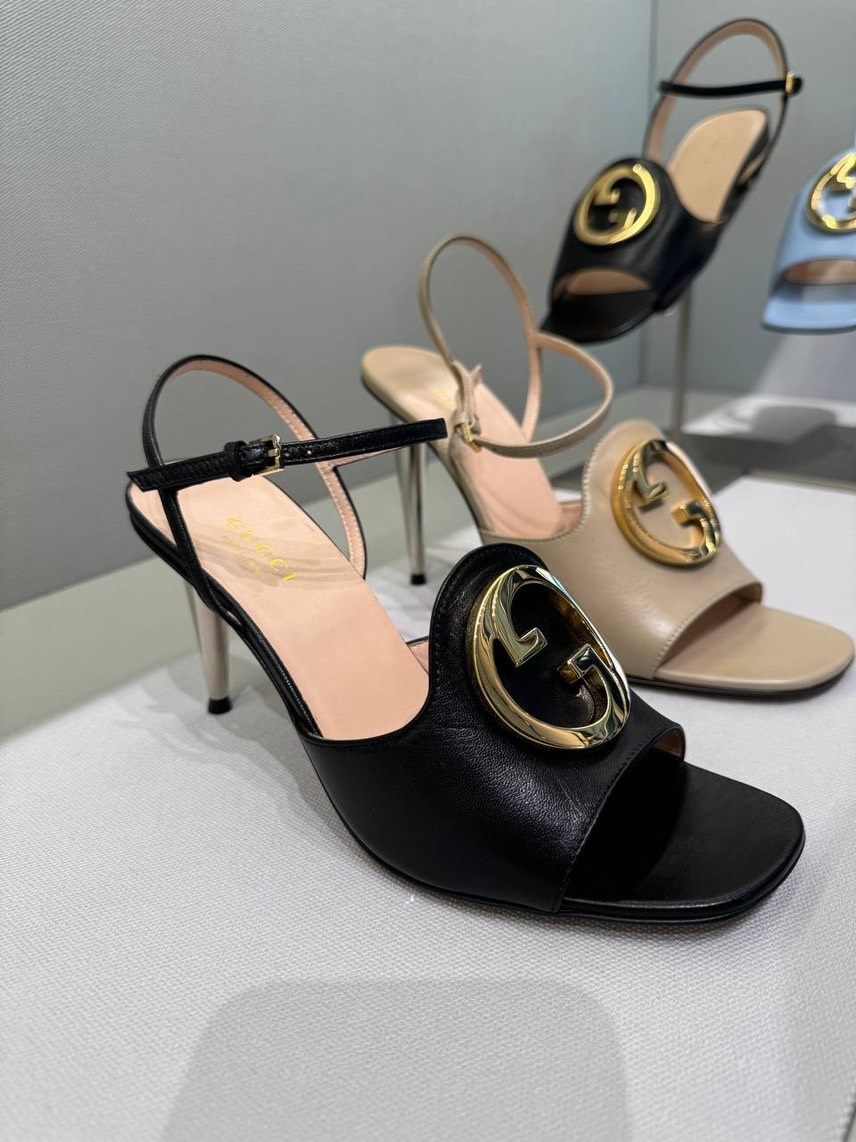 GUCCI Sandals front view - Women's luxury Shoes