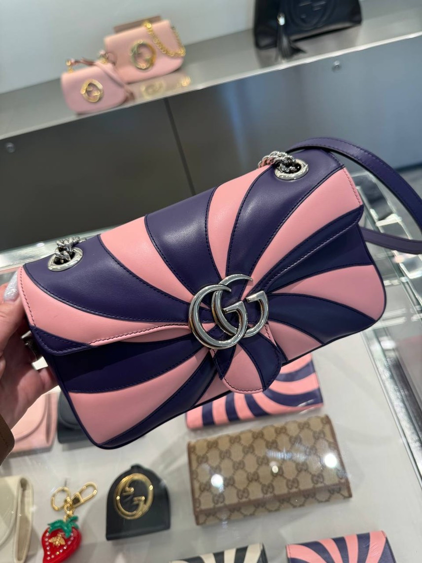 GUCCI Crossbody bags front view - Women's luxury Bags