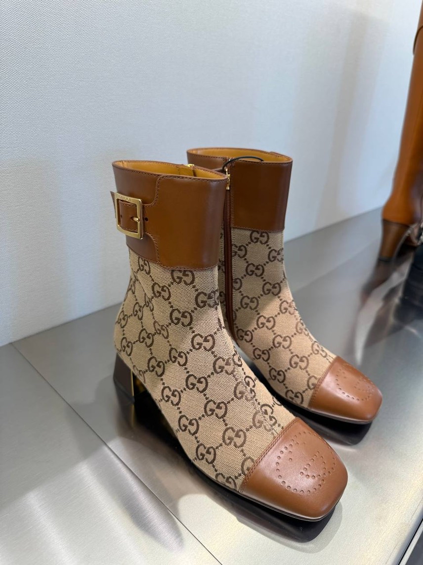 GUCCI Boots front view - Women's luxury Shoes