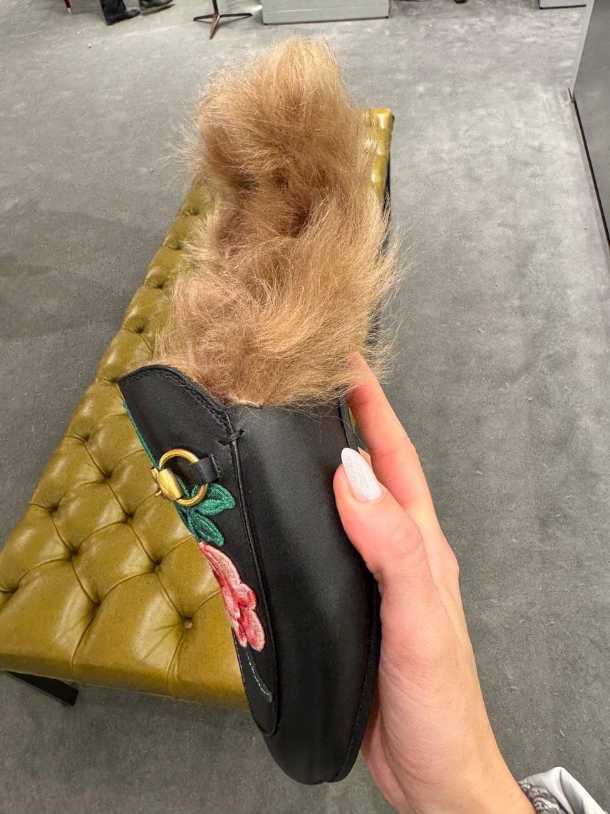 GUCCI Mules side view - Women's luxury Shoes
