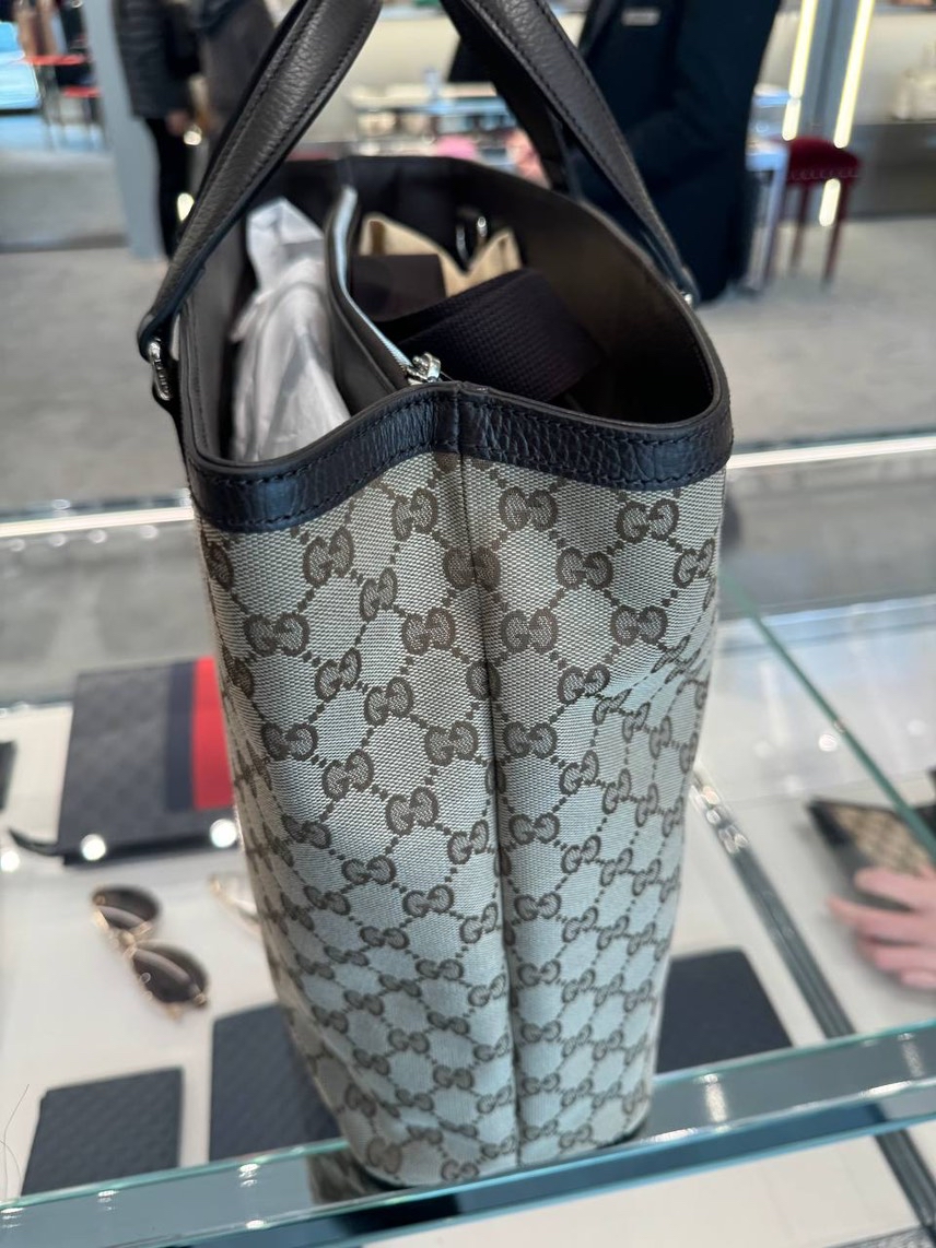 GUCCI Totes side view - unisex luxury Bags