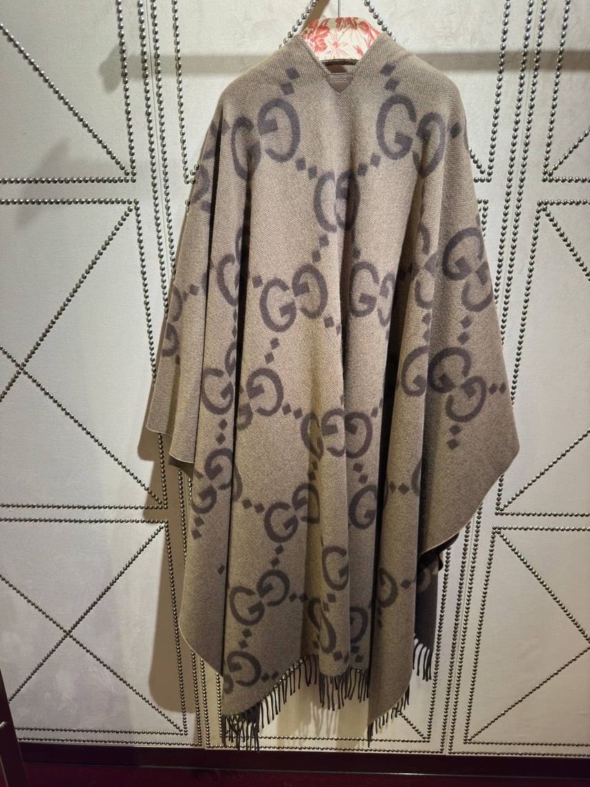 GUCCI Cardigans side view - Women's luxury Clothes