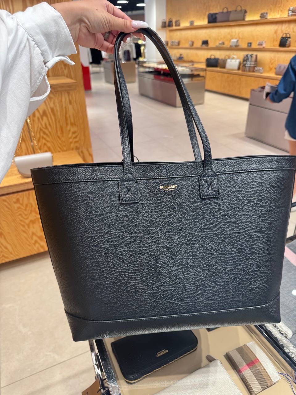 BURBERRY Totes front view - Women's luxury Bags