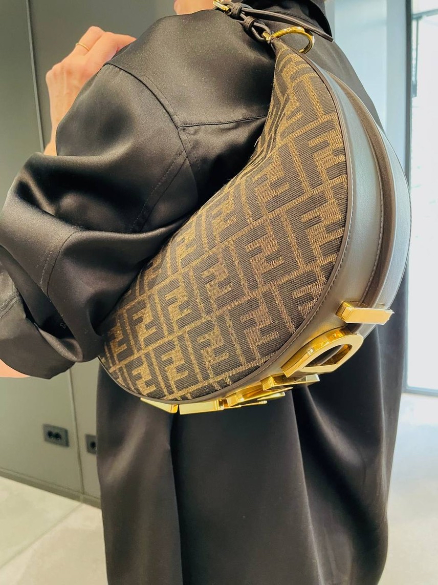 FENDI Shoulder bags side view - Women's luxury Bags