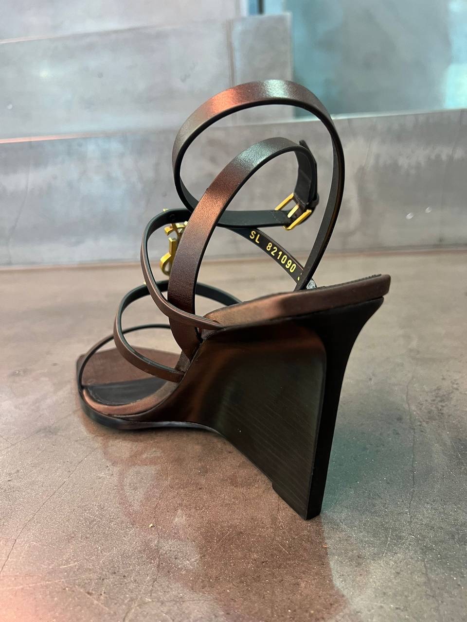 YVES SAINT LAURENT Sandals side view - Women's luxury Shoes