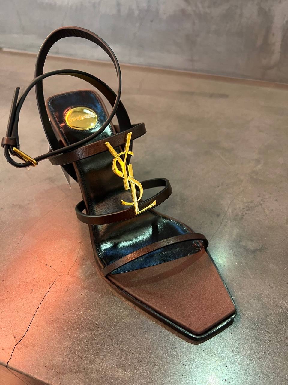 YVES SAINT LAURENT Sandals front view - Women's luxury Shoes