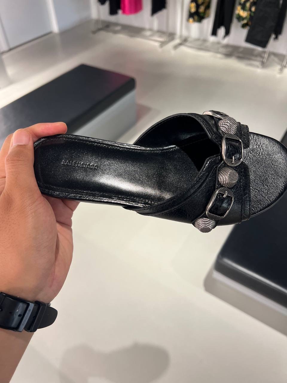 BALENCIAGA Slides side view - Women's luxury Shoes