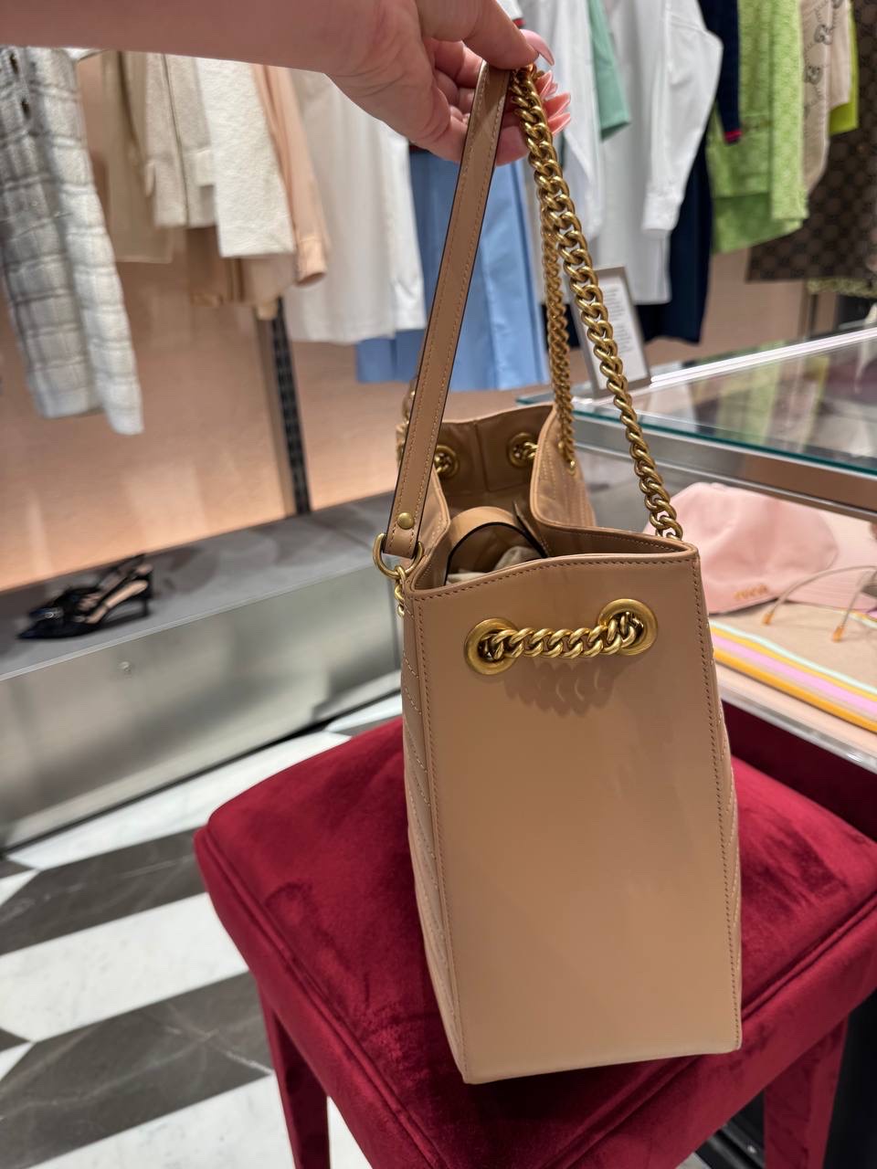 GUCCI Totes side view - Women's luxury Bags