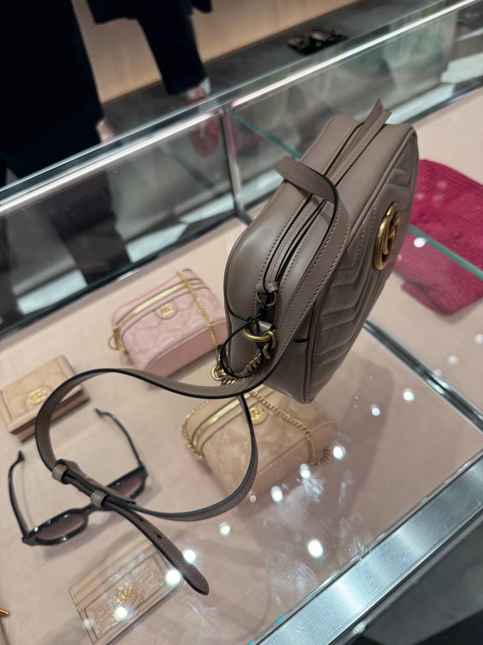 GUCCI Crossbody bags side view - Women's luxury Bags