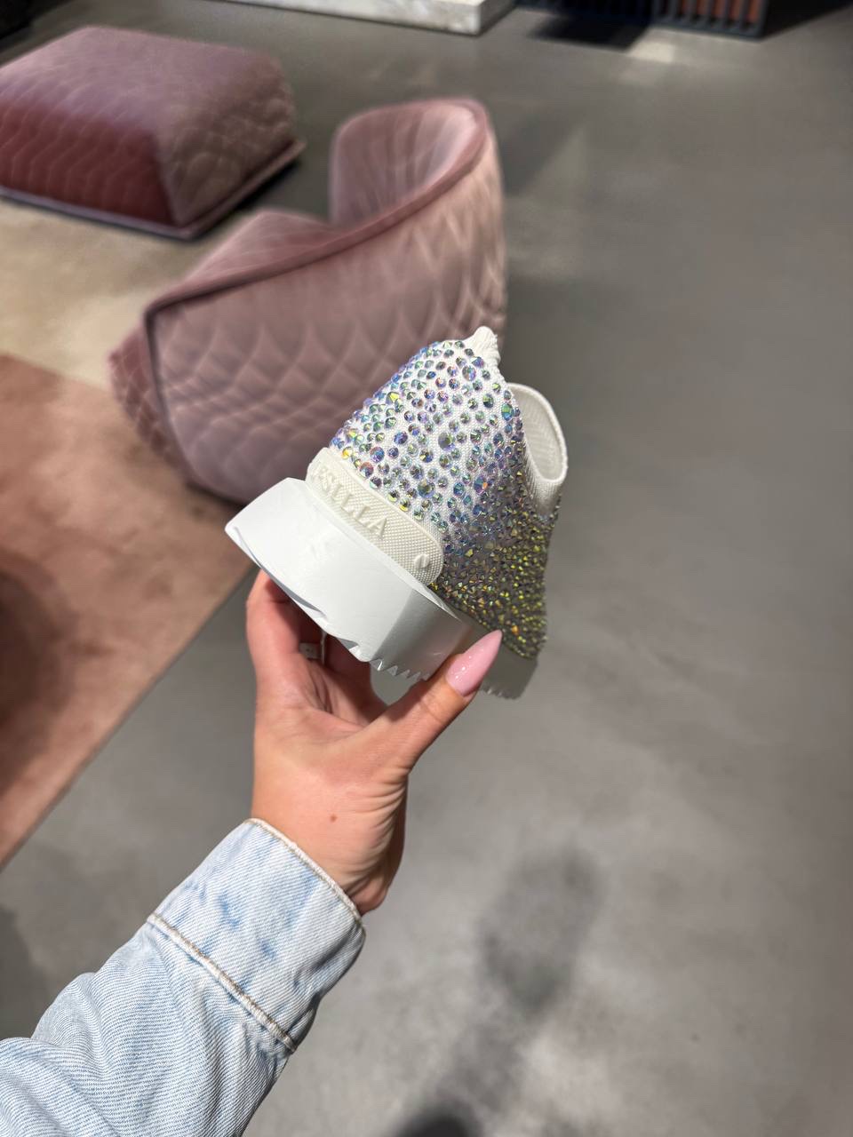LE SILLA Sneakers side view - Women's luxury Shoes