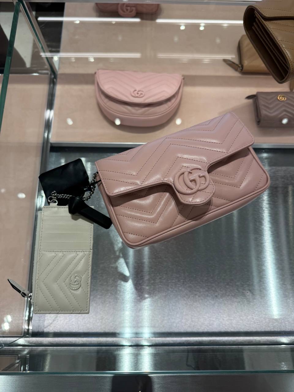 GUCCI Crossbody bags side view - Women's luxury Bags
