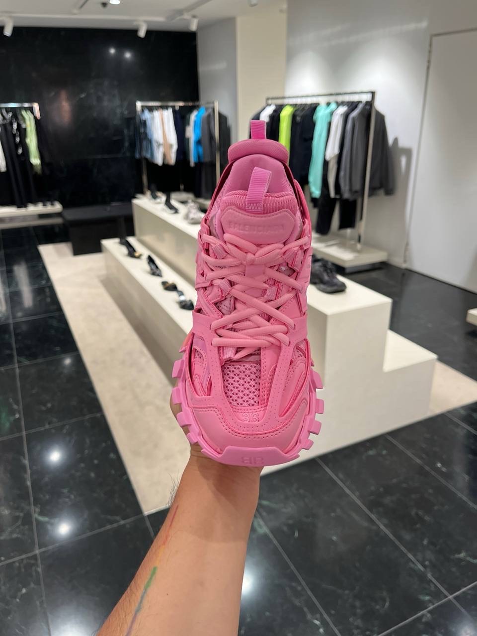 BALENCIAGA Sneakers side view - Women's luxury Shoes