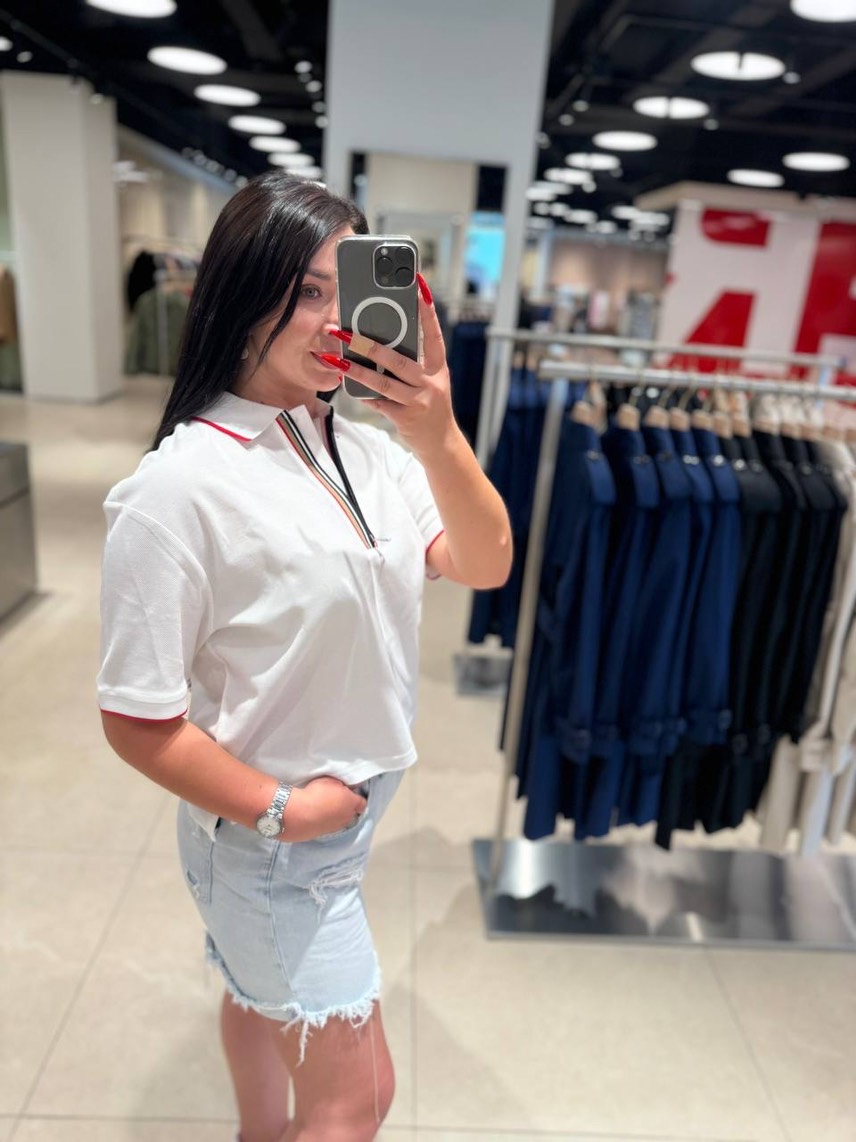 BURBERRY T-shirt and Polo side view - Women's luxury Clothes