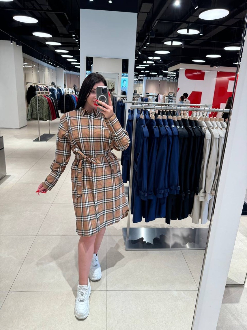 BURBERRY Dresses side view - Women's luxury Clothes