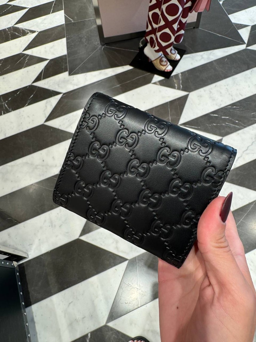 GUCCI Wallets and small leather goods side view - Women's luxury Accessories