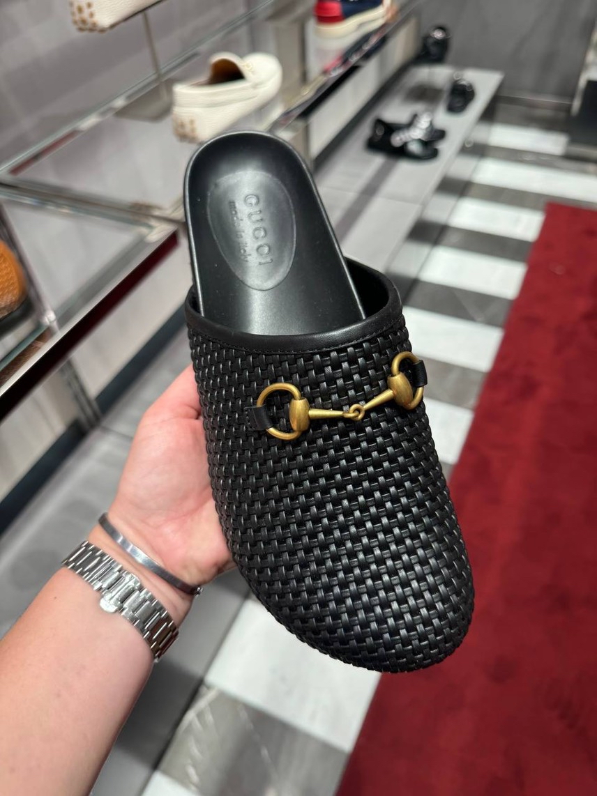 GUCCI Mules side view - Men's luxury Shoes