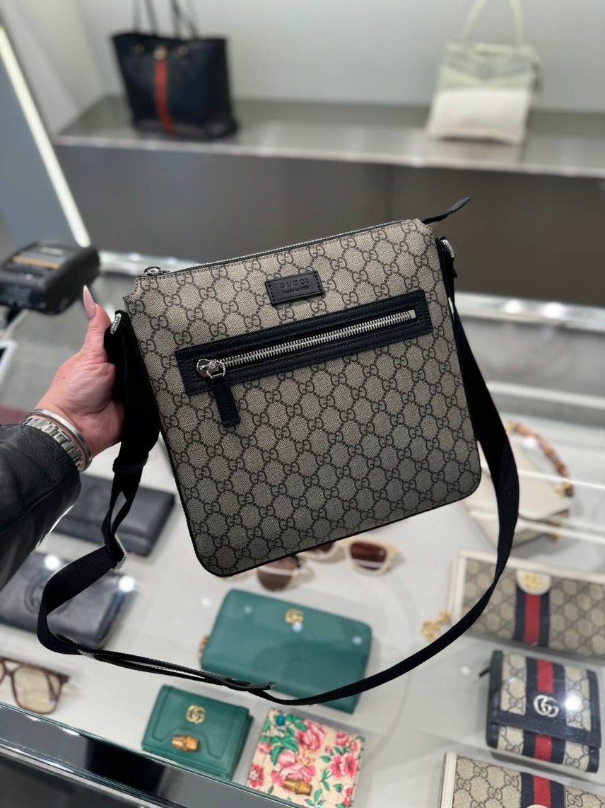GUCCI Messenger bags front view - Men's luxury Bags