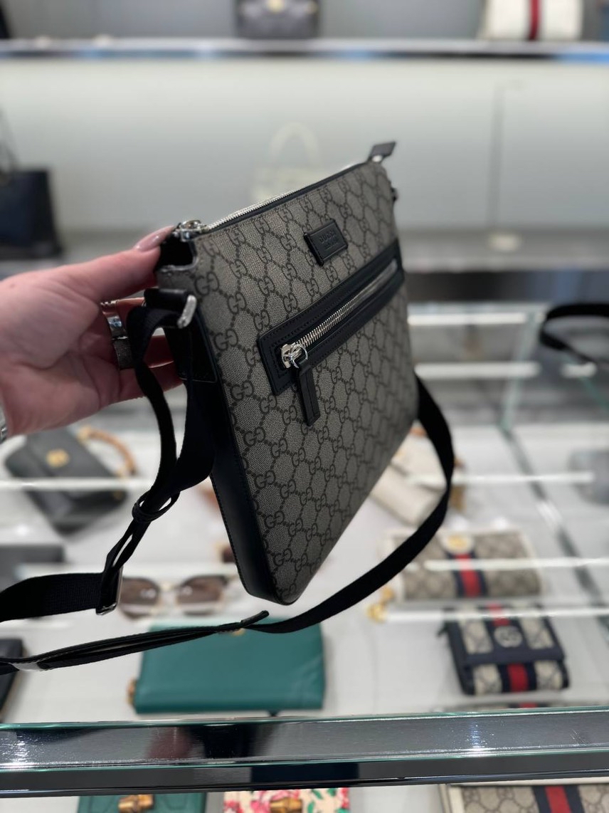 GUCCI Messenger bags side view - Men's luxury Bags