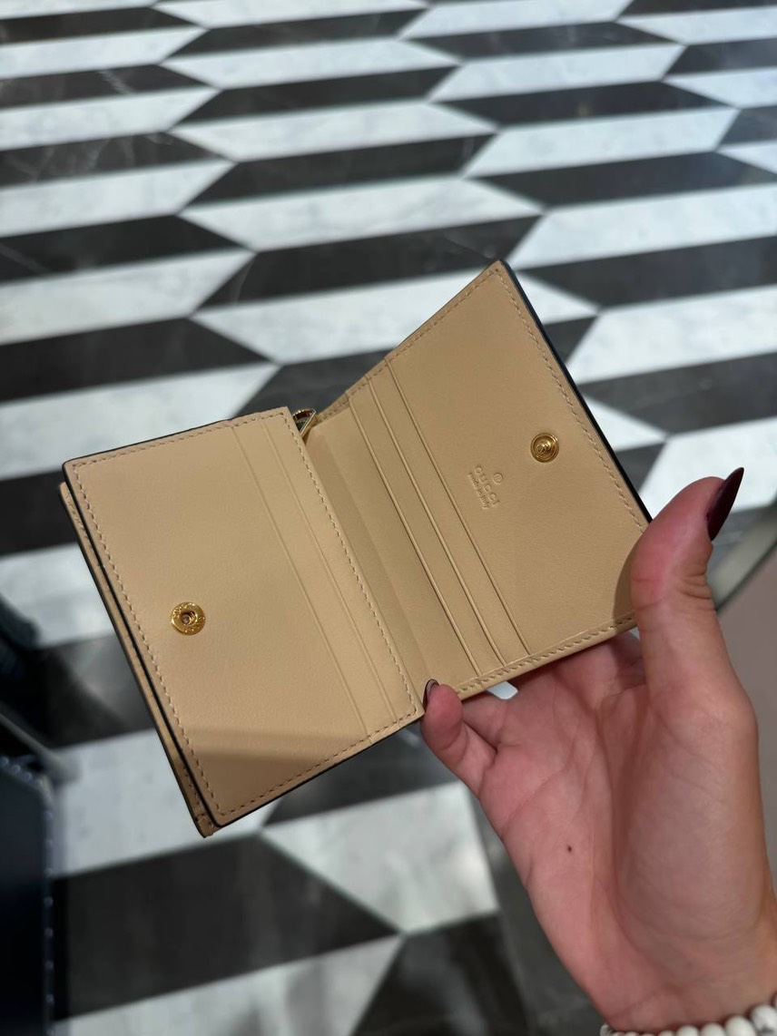 GUCCI Wallets and small leather goods side view - Women's luxury Accessories