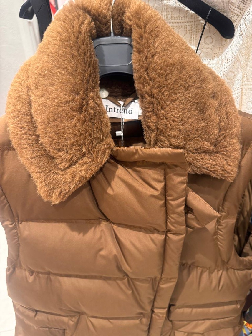 MAX MARA Down jacket side view - Women's luxury Clothes