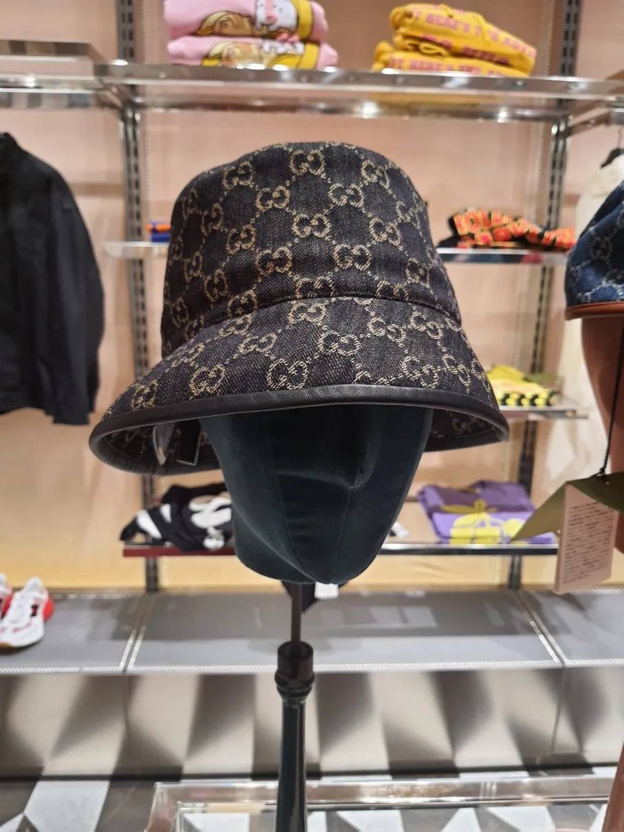 GUCCI Caps and Hats front view - unisex luxury Accessories