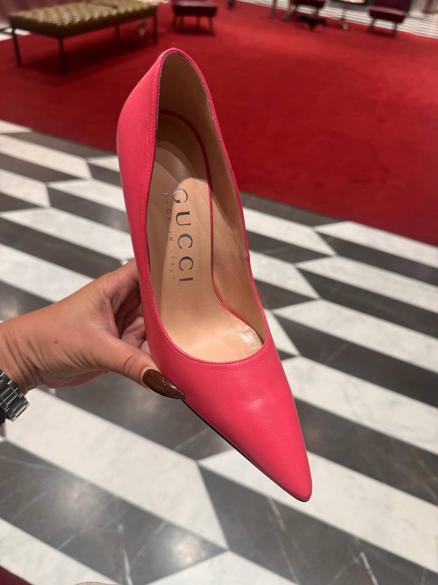 GUCCI Pumps side view - Women's luxury Shoes