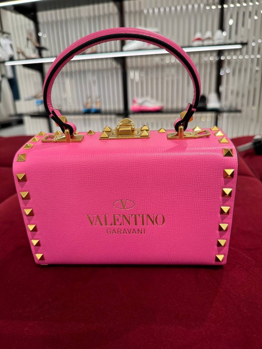 VALENTINO GARAVANI Shoulder bags front view - Women's luxury Bags