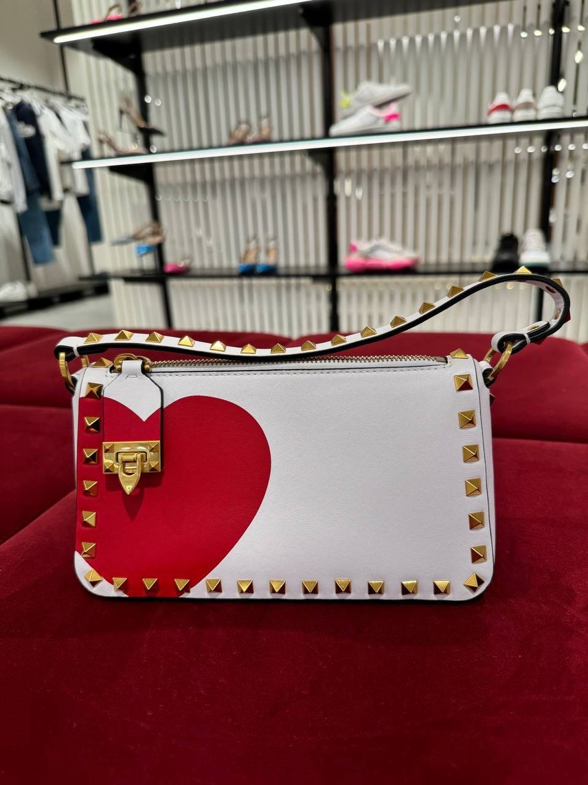 VALENTINO GARAVANI Shoulder bags front view - Women's luxury Bags