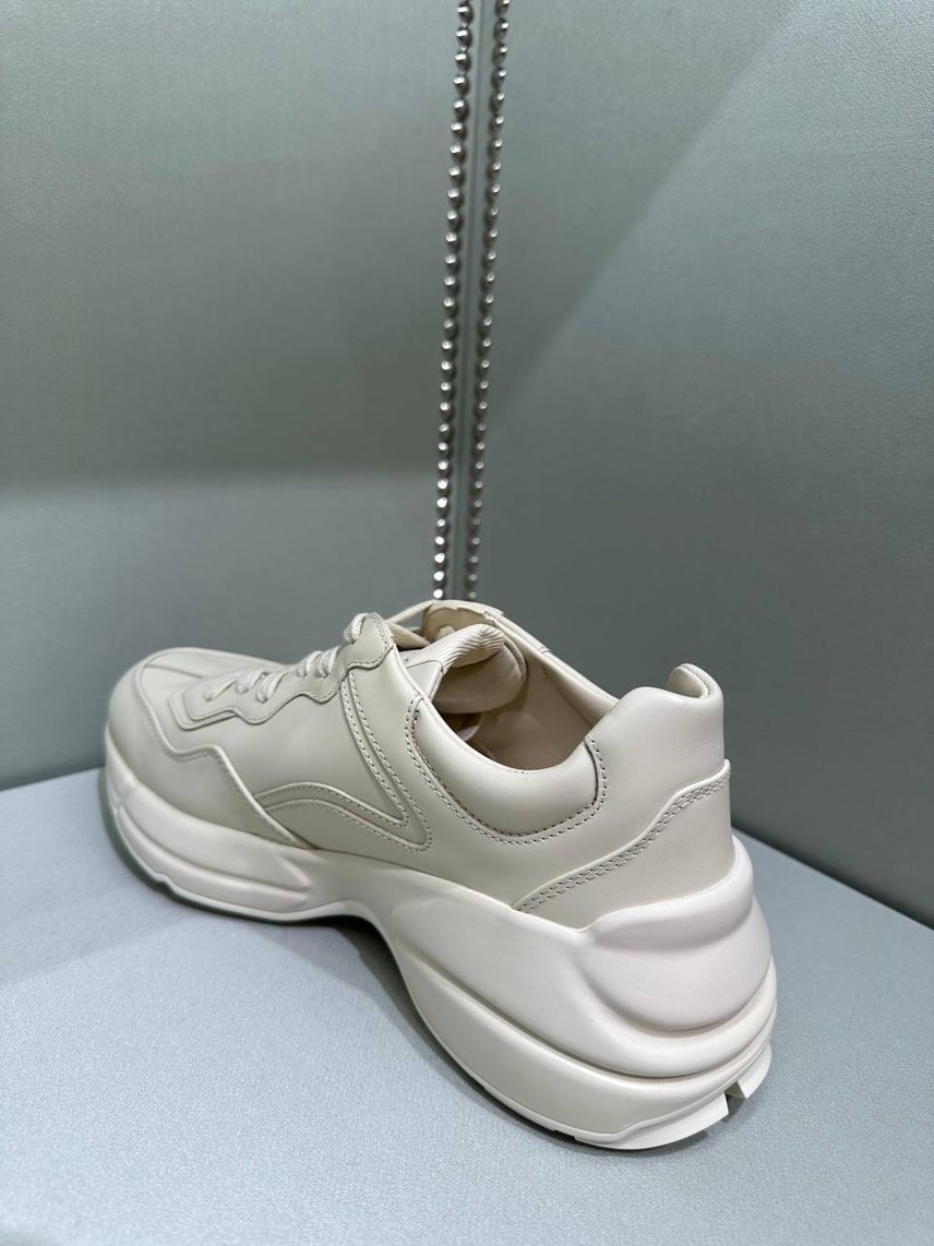 GUCCI Sneakers side view - unisex luxury Shoes
