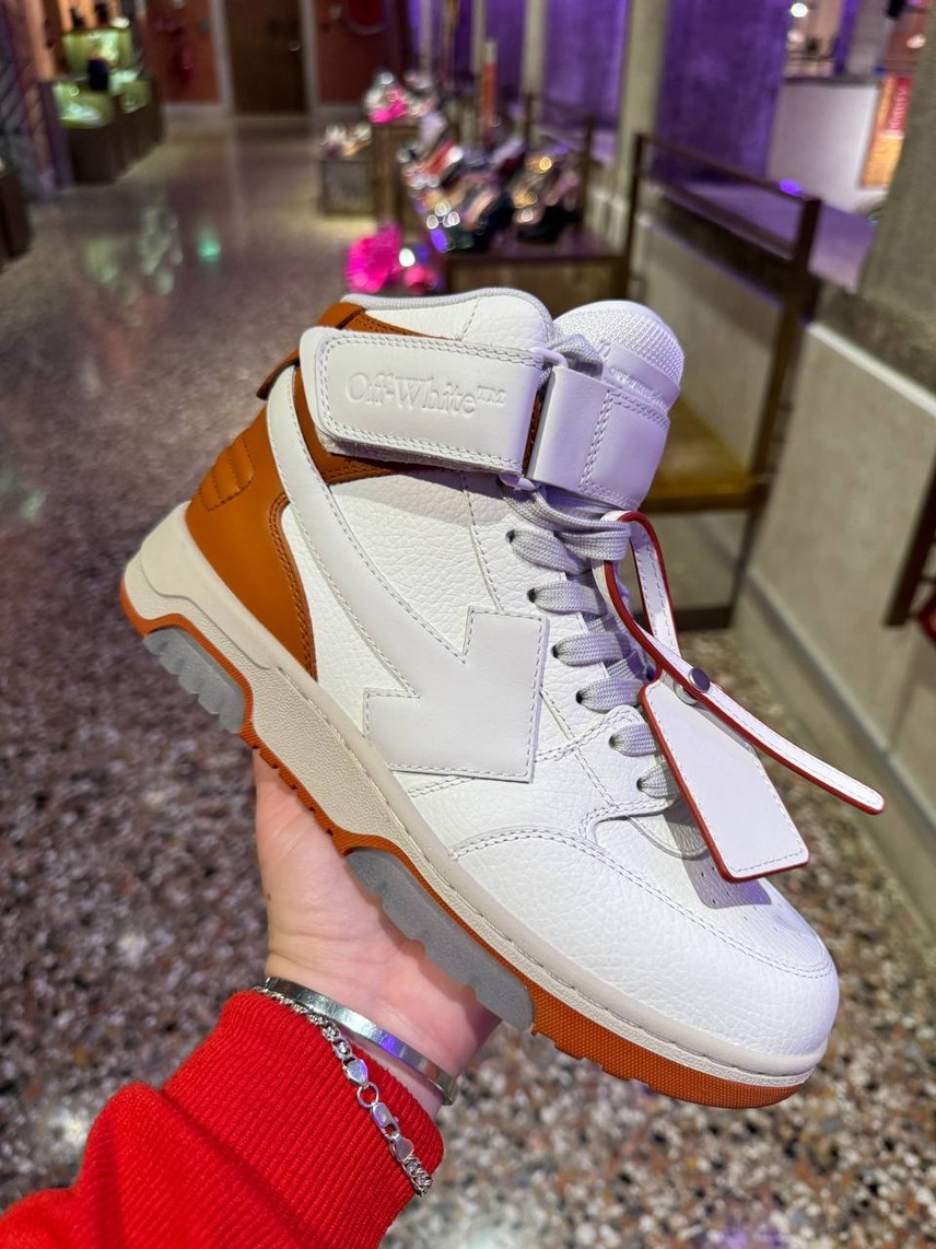 OFF-WHITE Sneakers front view - Women's luxury Shoes